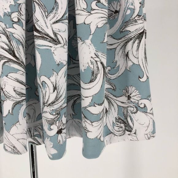1. State Aqua White Drawn Floral Pleated Skater Skirt Banded Waist size M - Picture 3 of 9